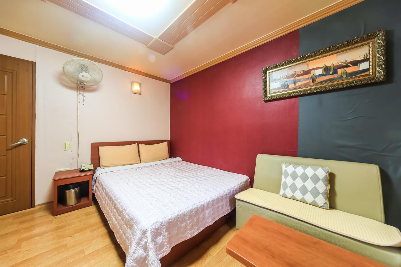 Nampo One Motel Busan Ngoại thất bức ảnh