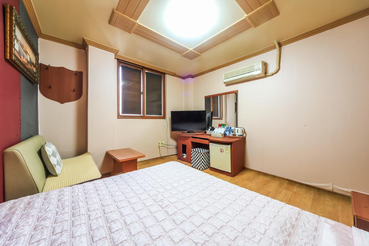 Nampo One Motel Busan Ngoại thất bức ảnh