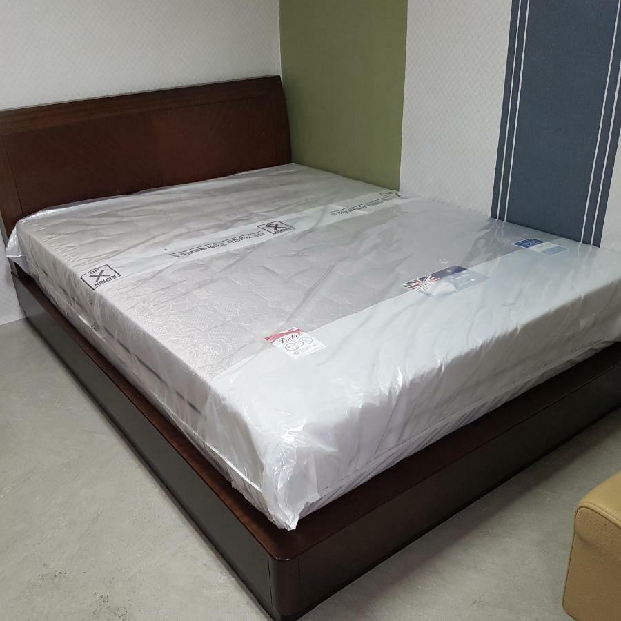 Nampo One Motel Busan Ngoại thất bức ảnh