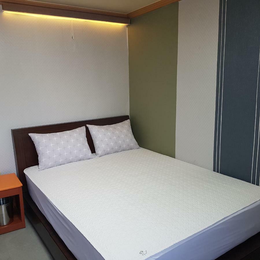 Nampo One Motel Busan Ngoại thất bức ảnh