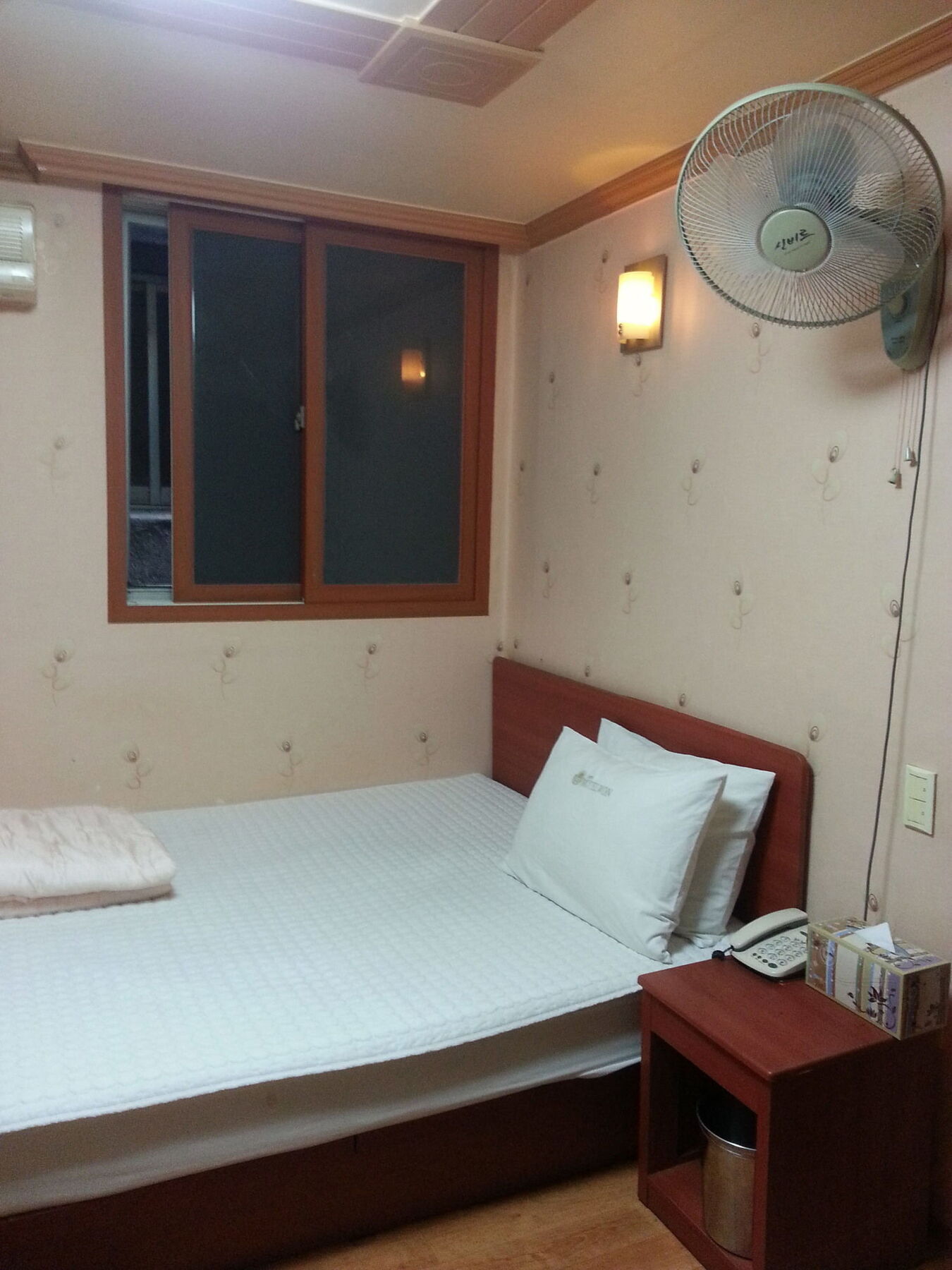 Nampo One Motel Busan Ngoại thất bức ảnh
